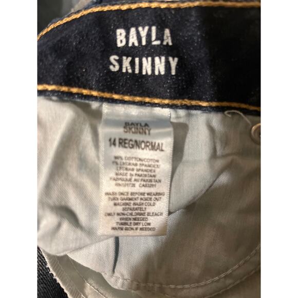 Aeropostale Bayla  skinny women’s cut off shorts size 14 - Picture 5 of 5